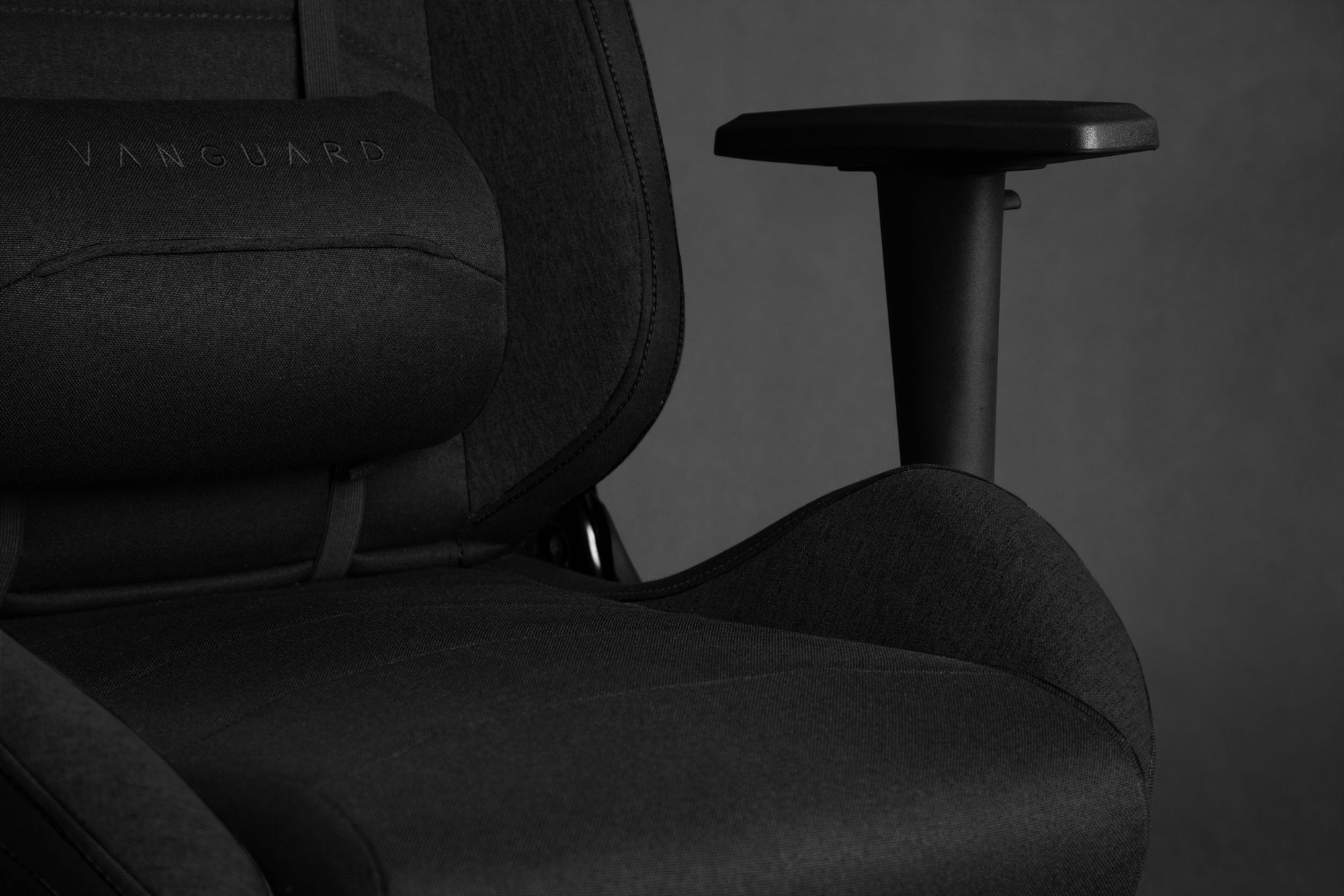 Геймерское кресло Sense7 Vanguard Fabric Black