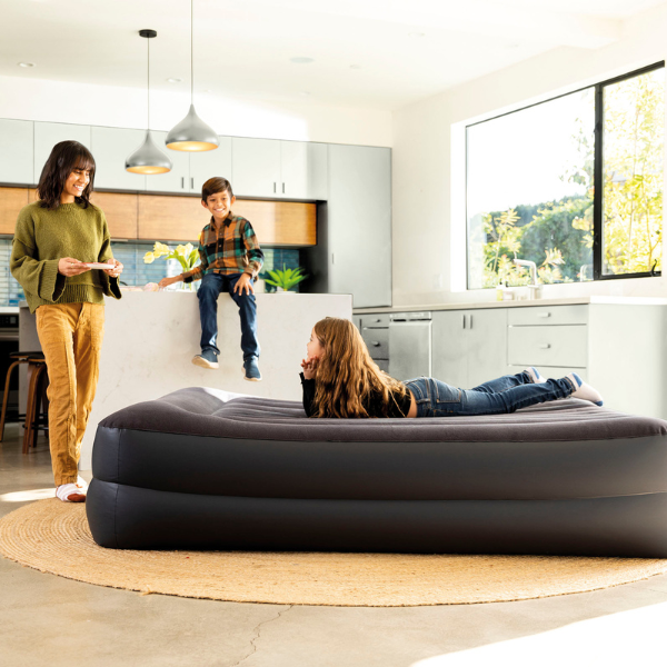 INTEX Надувной матрас “Velur Pillow” 152x203x42 см с подголовником, встр.нас. 220В, до 272кг
